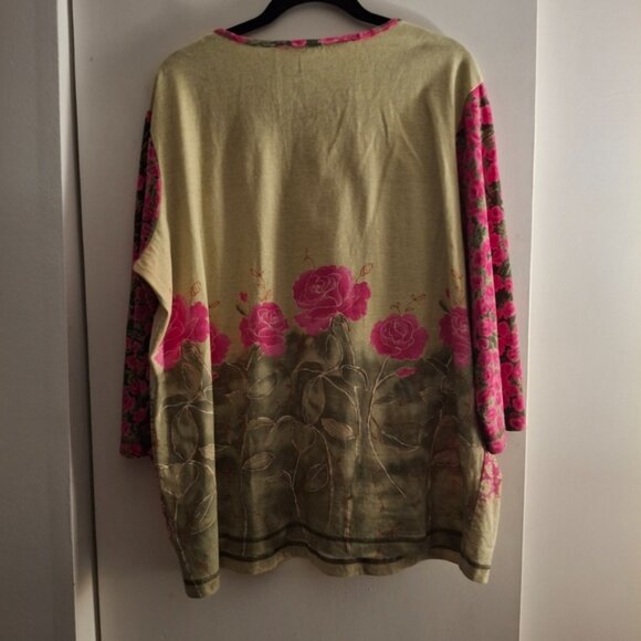 Copa Cabana Women's Pink and Green Loungewear Set - Picture 3 of 12